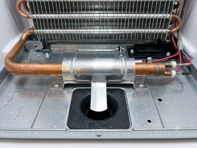 Samsung Fridge Warm But Freezer Cold? Here’s Your No-BS Fix 6 samsung fridge forced defrost mode.5